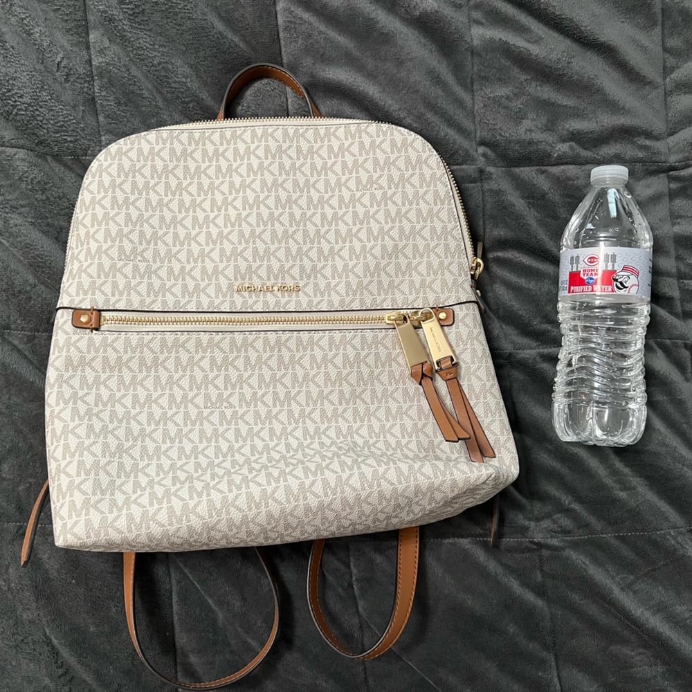 Michael Kors purse book bag